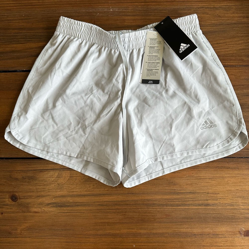 Adidas Climalite, 4 inch run shorts, light grey, XS, NWT